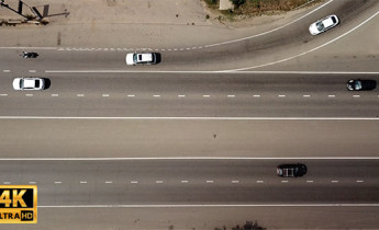 فیلم هوایی از خیابان و خودروها