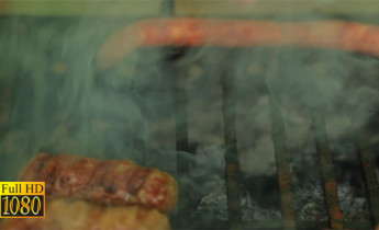 فوتیج ویدیویی سرخ کردن سوسیس