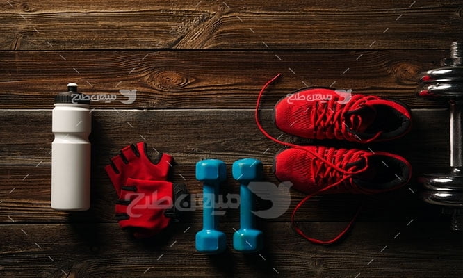 عکس تبلیغاتی ورزش دستکش بدنسازی