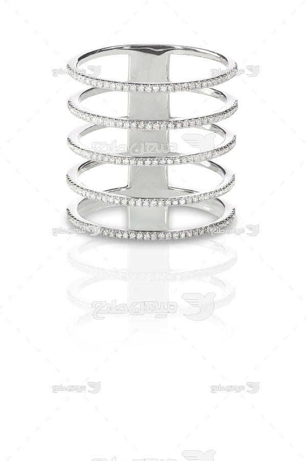 عکس تبلیغاتی دستبند نقره و الماس