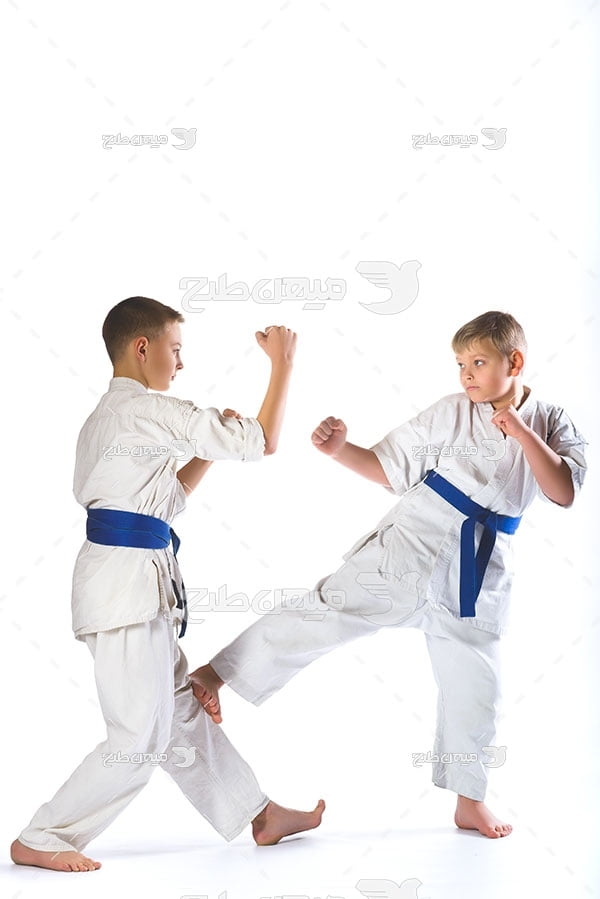 عکس مبارزه دو کاراته کار
