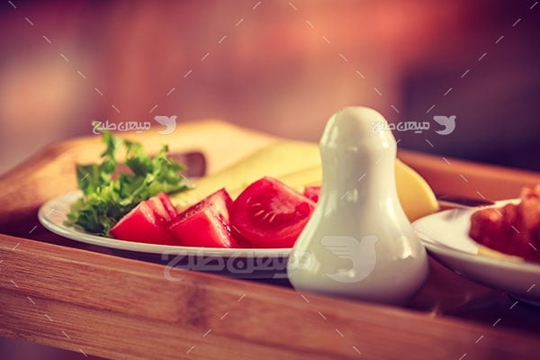 عکس تبلیغاتی غذا و پنیر صبحانه