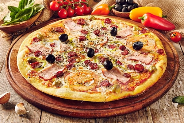 عکس تبلیغاتی غذا پیتزا