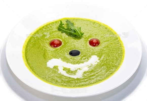 عکس تبلیغاتی غذا تزیین سوپ