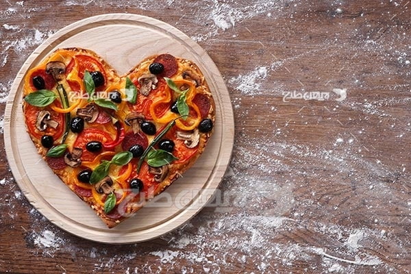 پیتزا به شکل قلب