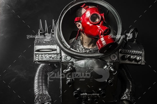 عکس فضانورد و ماسک اکسیژن
