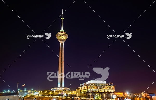 عکس با کیفیت از برج میلاد تهران در شب