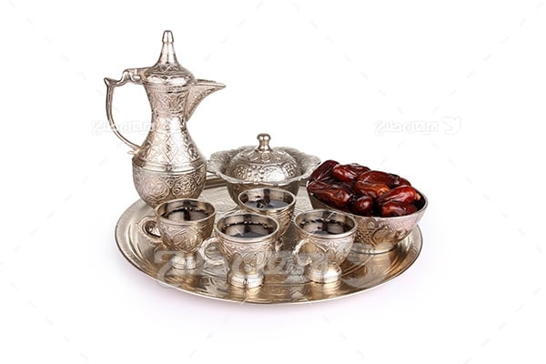 تصویر سرویس چای خوری سنتی و خرما