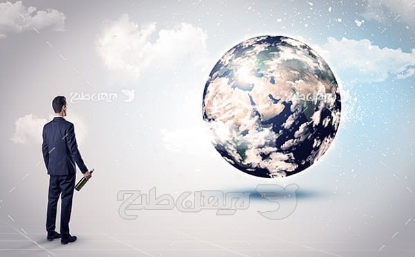 عکس با کیفیت از کره زمین . انسان