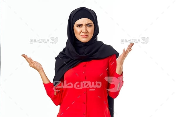 عکس تبلیغاتی خانم با حجاب