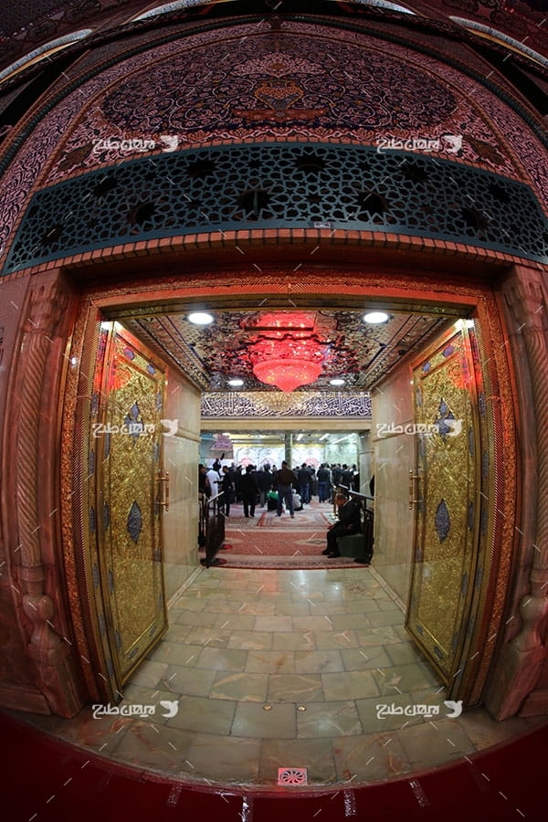 تصویر با کیفیت از ضریح امام حسین علیه السلام و در ب ورودی