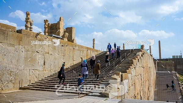 عکس پلکان ورودی تخت جمشید