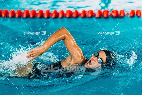 تصویر ورزشی شنا کردن