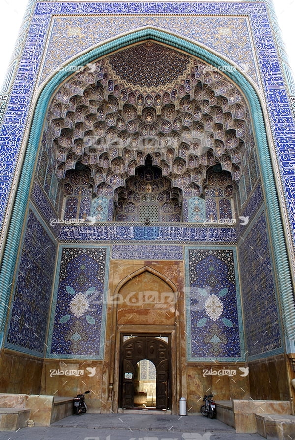 عکس نمای ورودی حرم