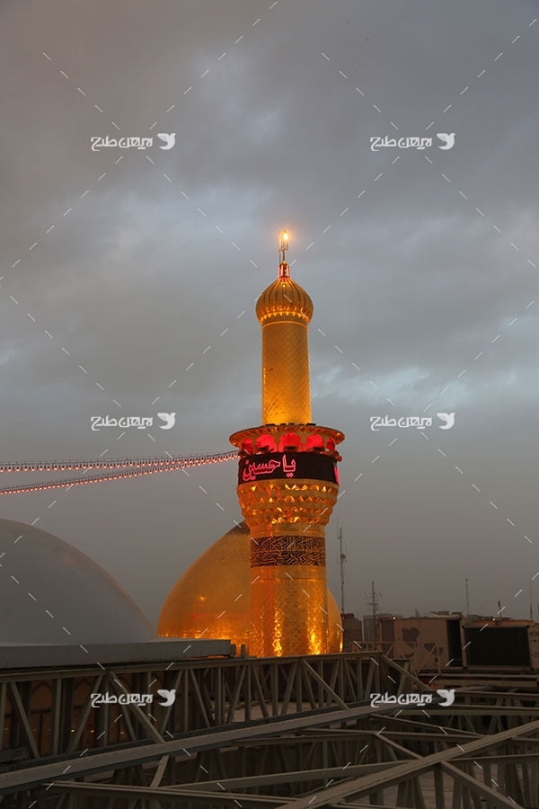 تصویر با کیفیت از حرم،گنبد و ضریح امام حسین علیه السلام در شب