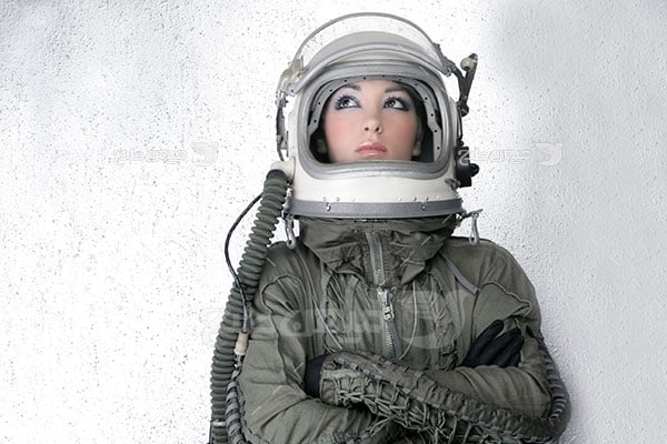 عکس زن فضانورد