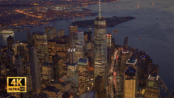 فیلم هوایی از شهر در شب