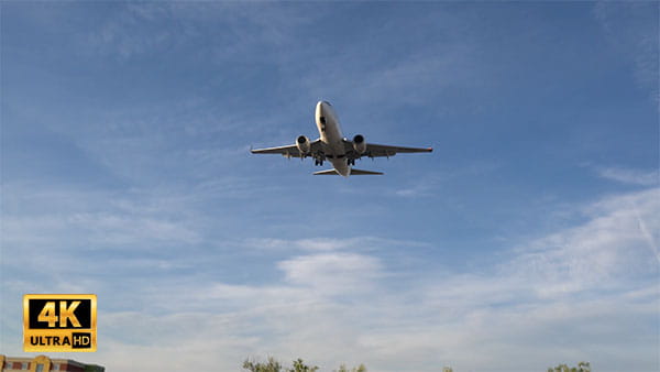 فوتیج ویدیویی لحظه پرواز هواپیما
