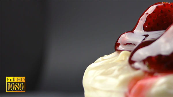 فوتیج ویدیویی کیک خامه ای