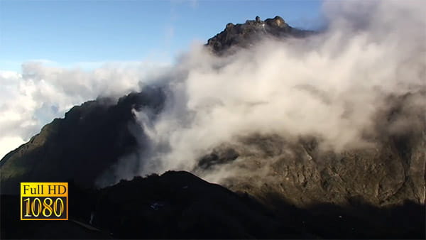 فوتیج ویدیویی تایم لپس کوهستان