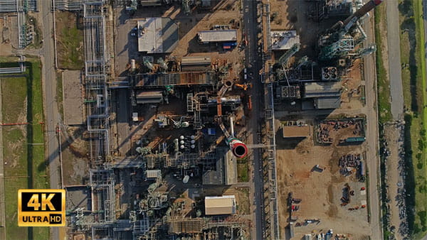 فیلم هوایی از پالایشگاه نفت و گاز